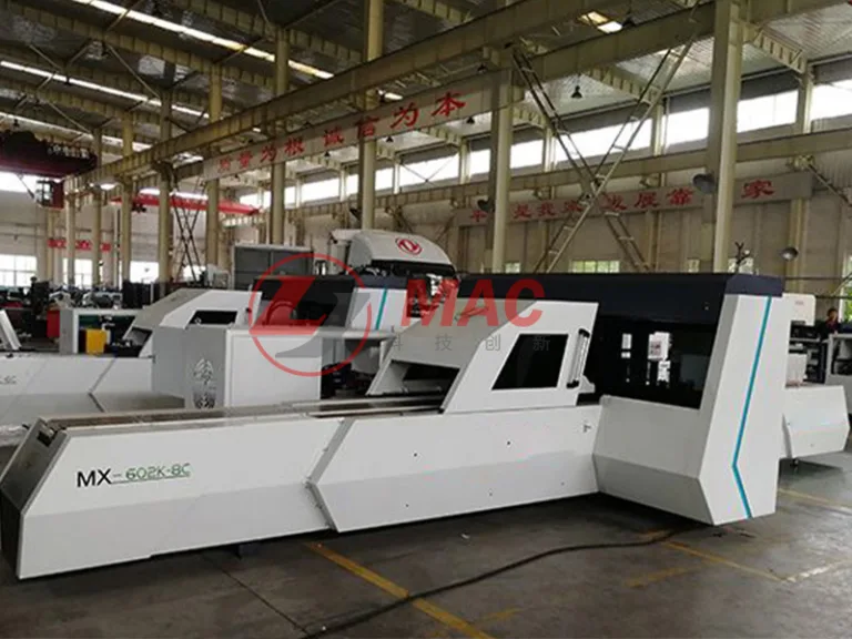 Proveedor de máquinas de corte y punzonado de barras colectoras CNC MX602-8C